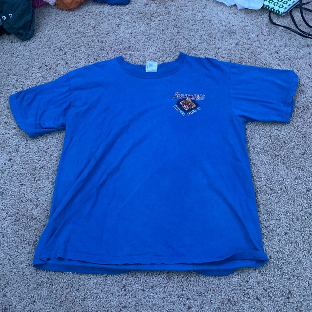 Size M chroma zone t shirt